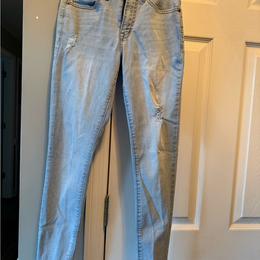 Chic Light Blue Skinny Jeans for Women